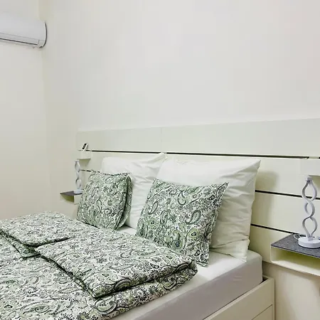 Cozy Near Centre Apartamento Budapest